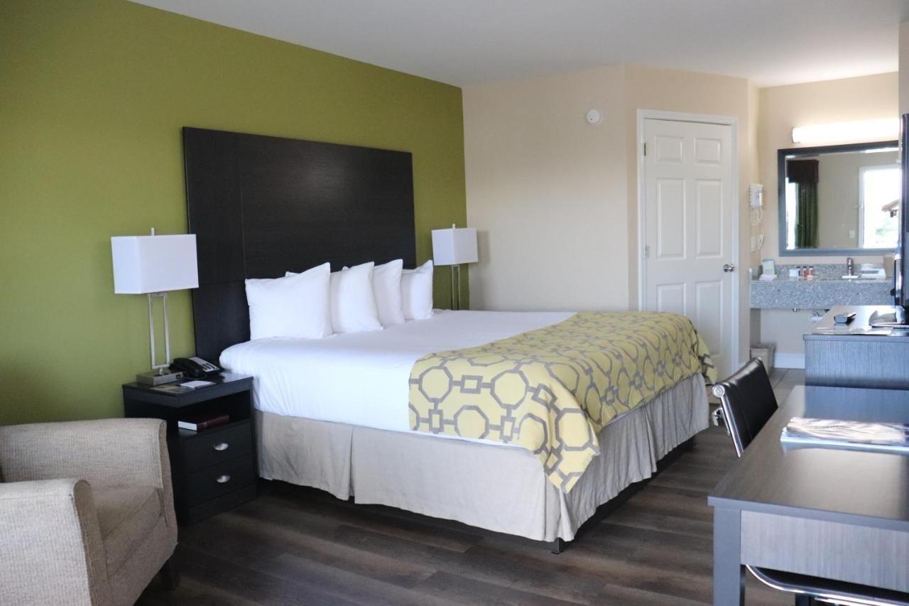Baymont By Wyndham Florence/Muscle Shoals Extérieur photo