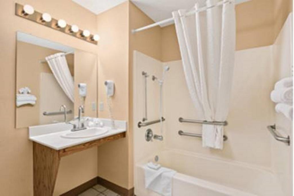 Baymont By Wyndham Florence/Muscle Shoals Chambre photo