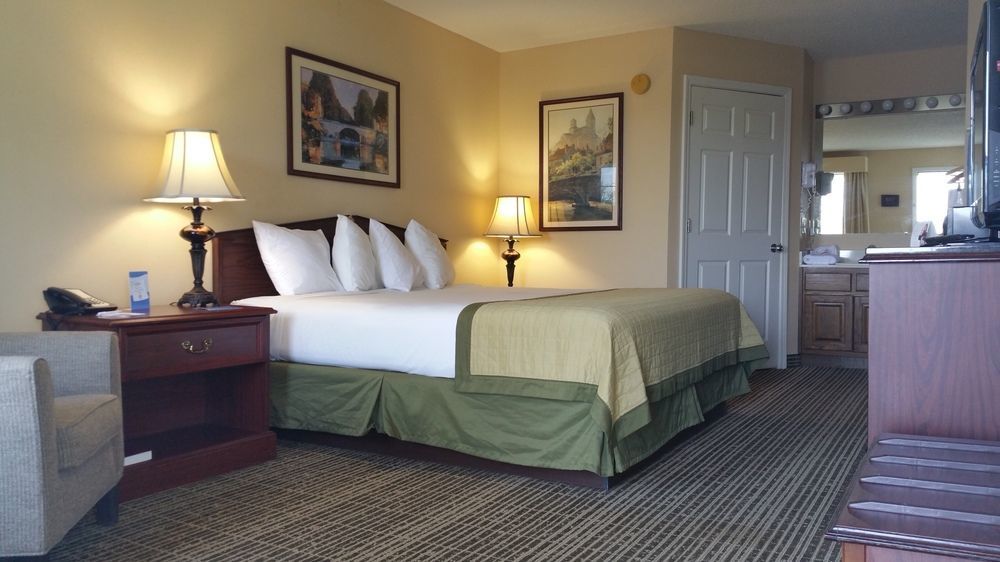Baymont By Wyndham Florence/Muscle Shoals Extérieur photo