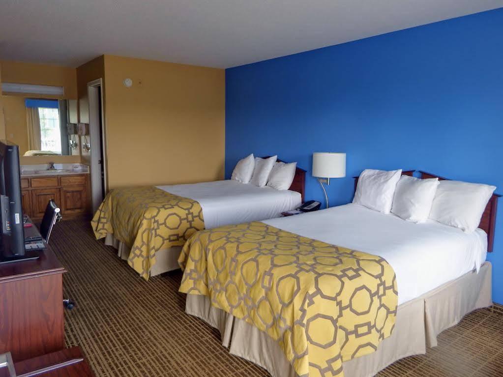 Baymont By Wyndham Florence/Muscle Shoals Extérieur photo