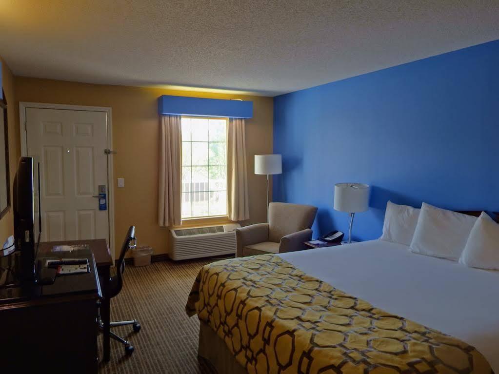 Baymont By Wyndham Florence/Muscle Shoals Extérieur photo